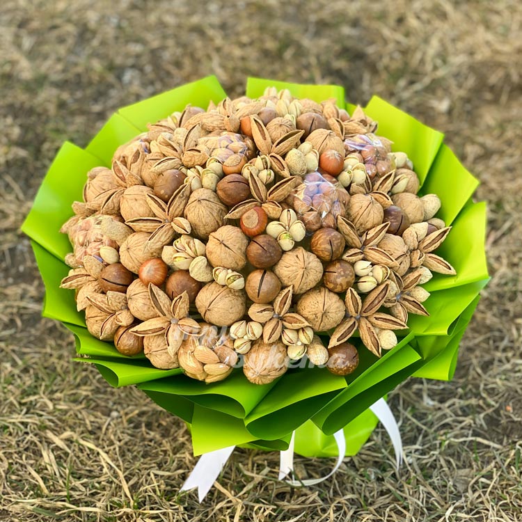 Букет ореховое ассорти (на земле)